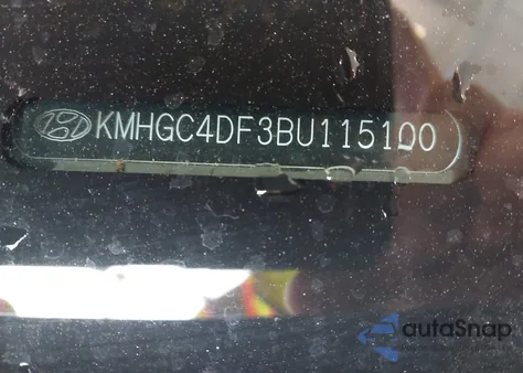 2011 Hyundai Genesis 4.6 z USA, uszkodzony, nr VIN KMHGC4DF3BU115100